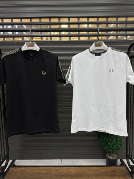بلوزة fred perry