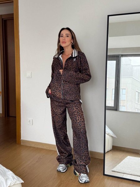 ترنج adidas leopard