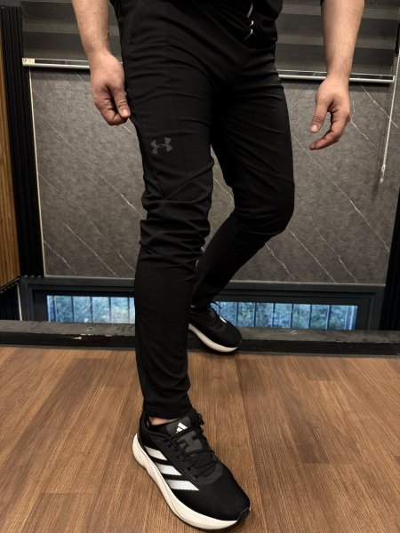 بنطلون نايلون UNDER ARMOUR