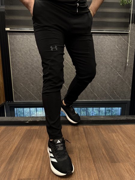 بنطلون نايلون UNDER ARMOUR