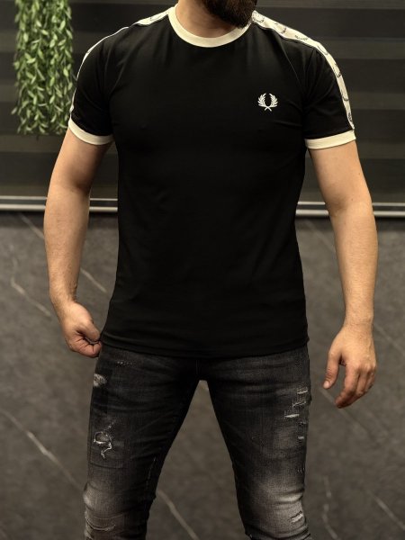 بلوزة FRED PERRY