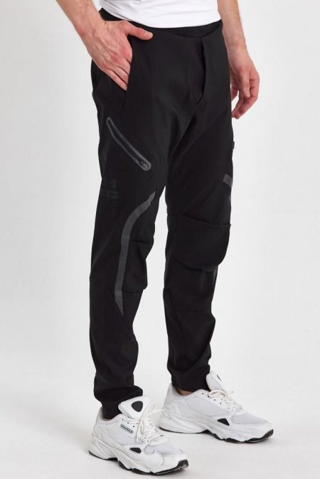 بنطلون نايلون Under Armour